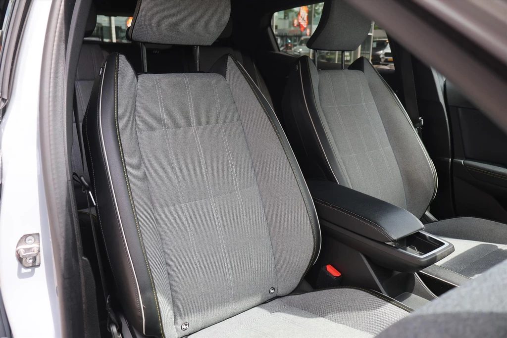 Renault Megane E-Tech – foto 13