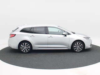 Toyota Corolla Touring Sports – thumbnail 6