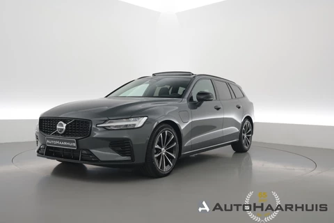 Volvo V60 2.0 T6 Plug-in hybrid AWD Plus Dark | SOH 101.9% | Forest Lake | Pano | Head-Up | Harman Kardon | 360cam | Pilot Assist | Stoel-Stuurverw.