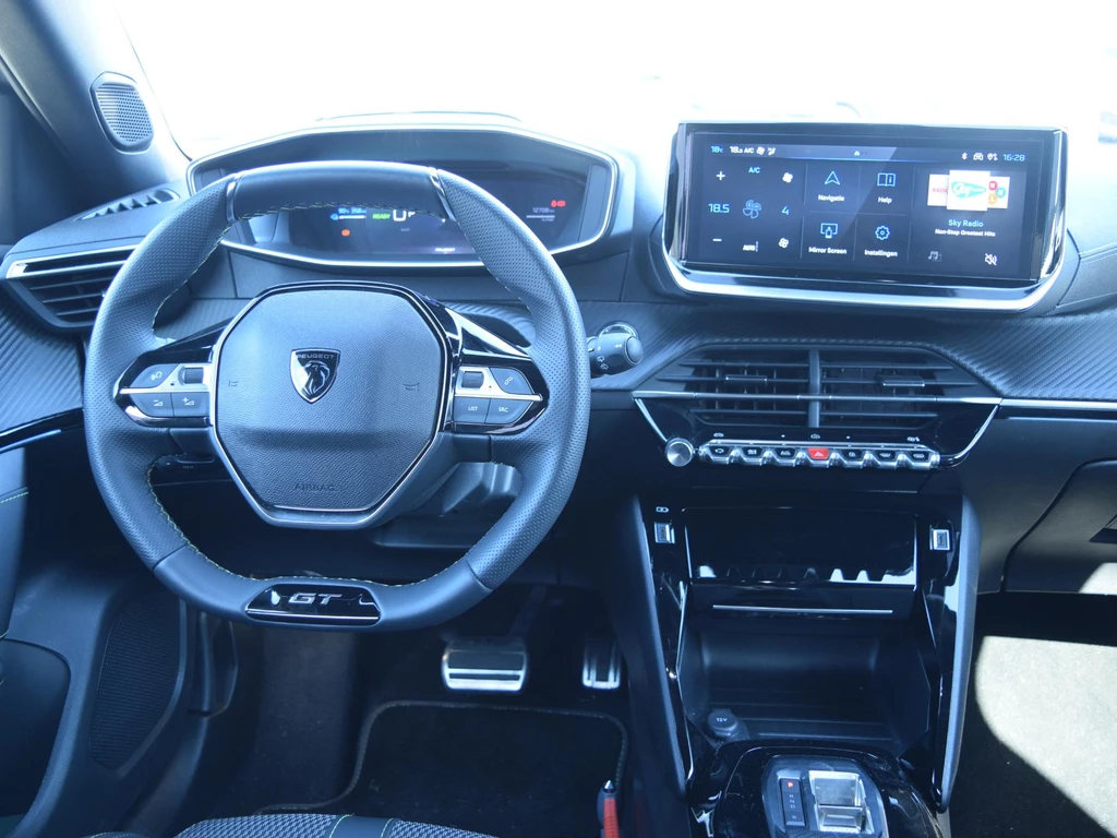Peugeot e-2008 – foto 10