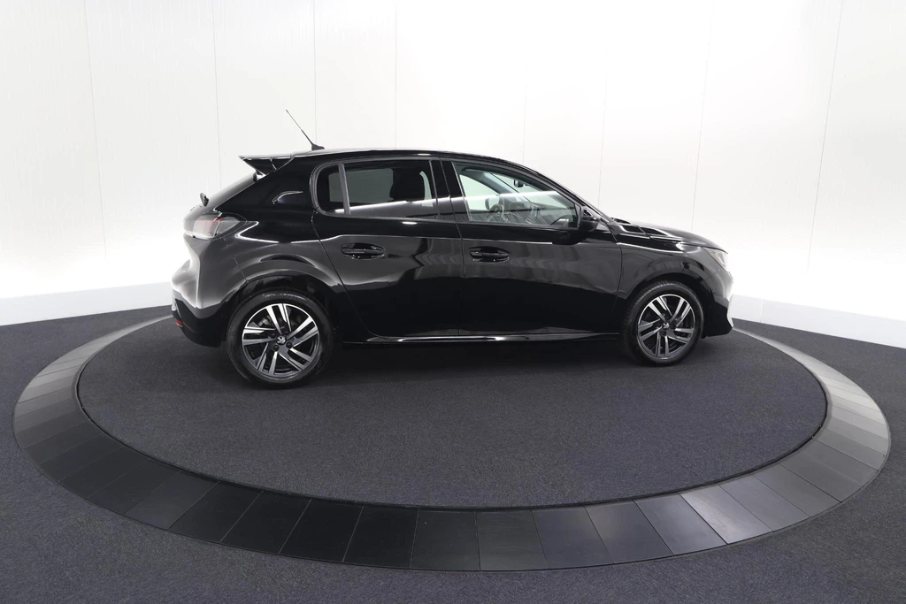 Peugeot 208 – foto 11