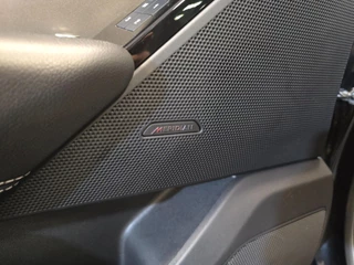 Land Rover Range Rover Velar – thumbnail 15
