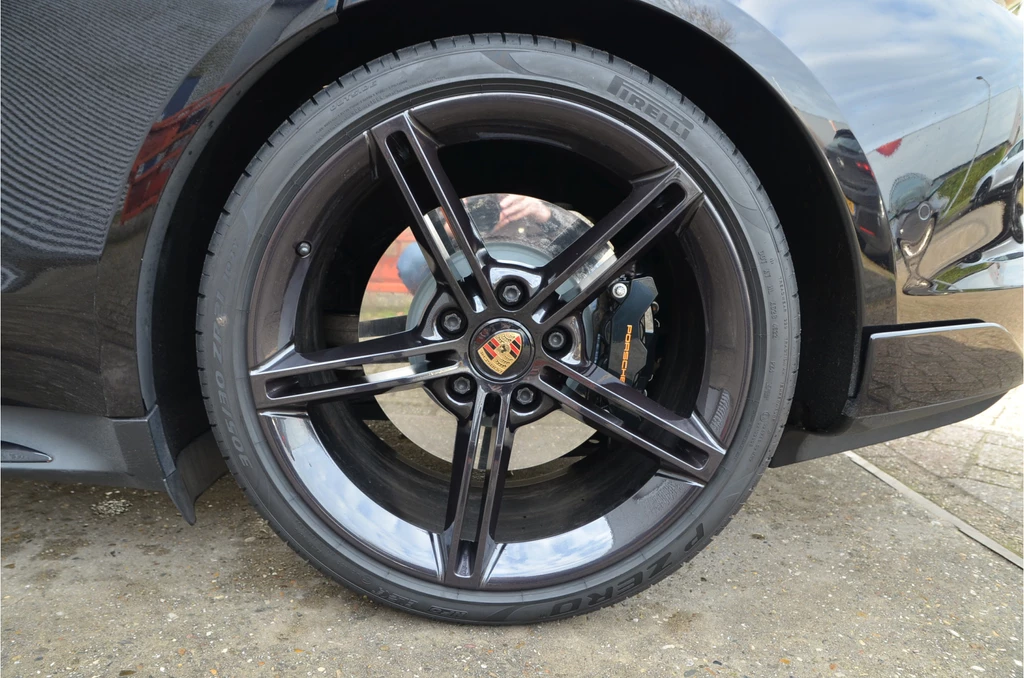 Porsche Taycan – foto 34