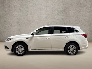 Mitsubishi Outlander Sport – thumbnail 2