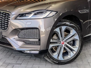 Jaguar F-PACE – thumbnail 33