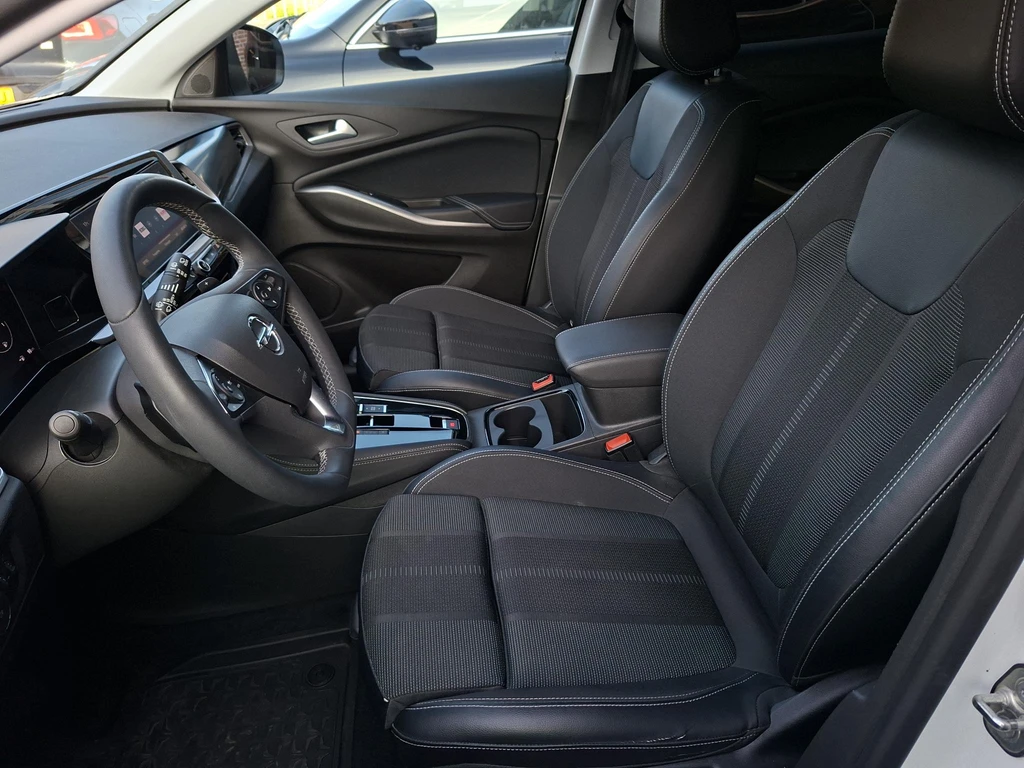 Opel Grandland – foto 14