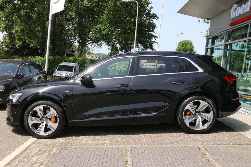Audi e-tron – foto 2