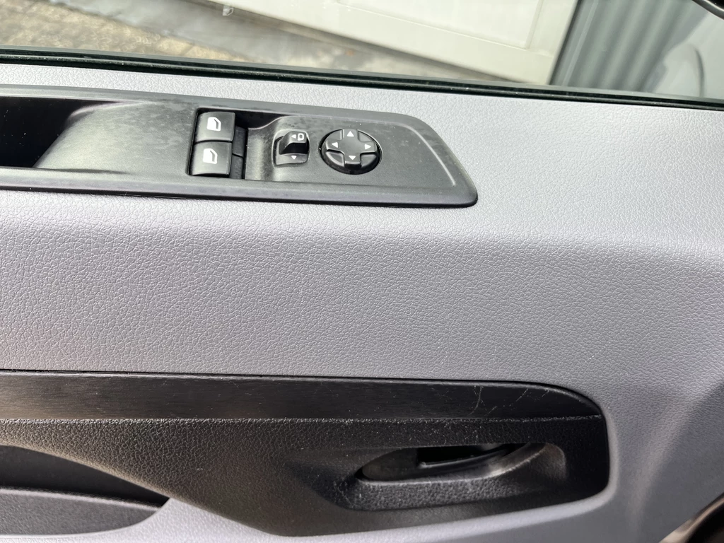 Opel Vivaro – foto 13