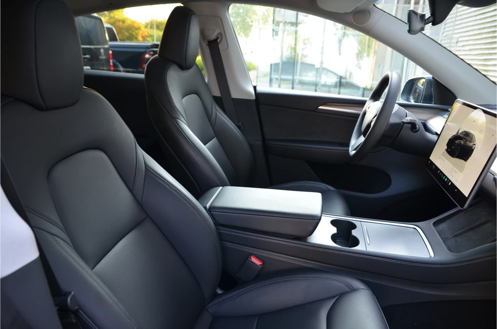 Tesla Model Y – foto 7