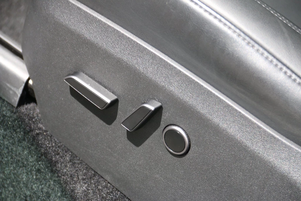 Tesla Model Y – foto 13