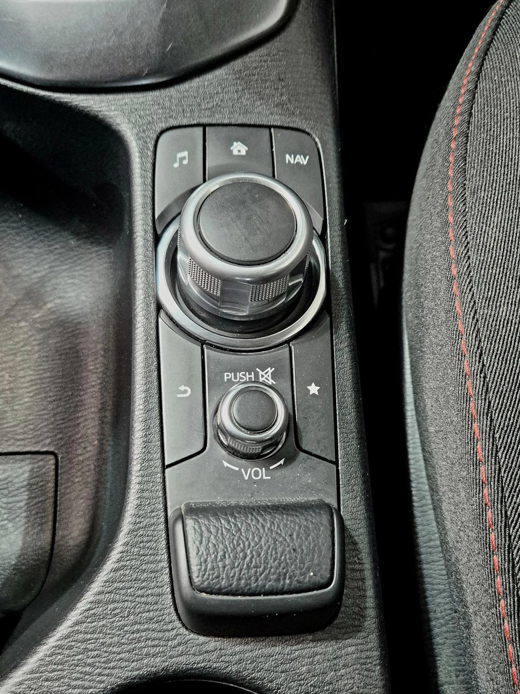 Mazda 2 – foto 29