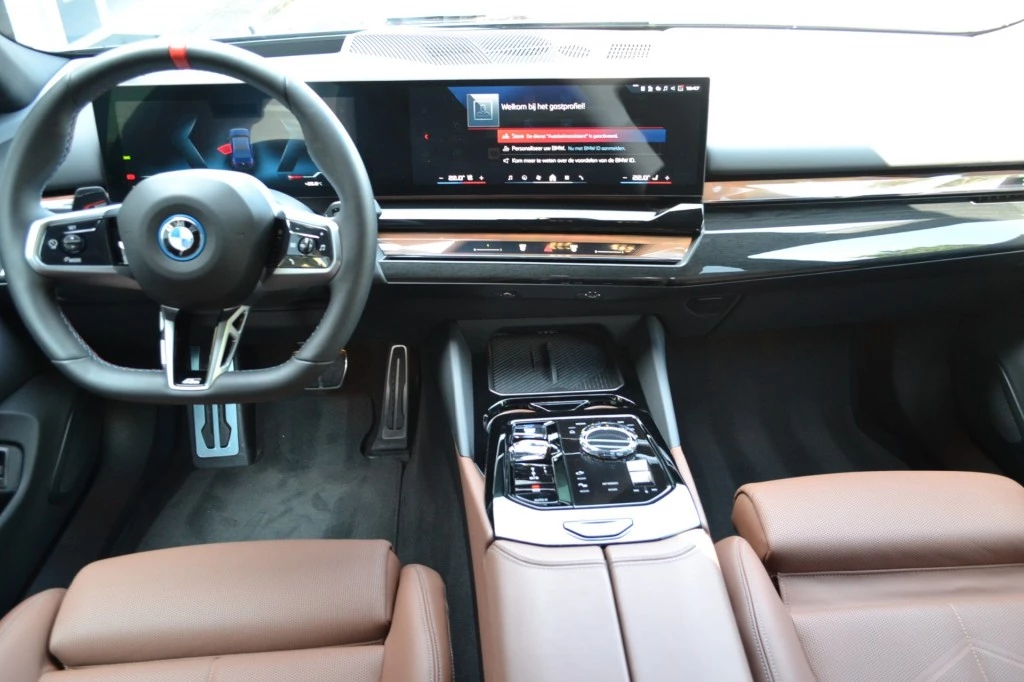 BMW i5 – foto 14