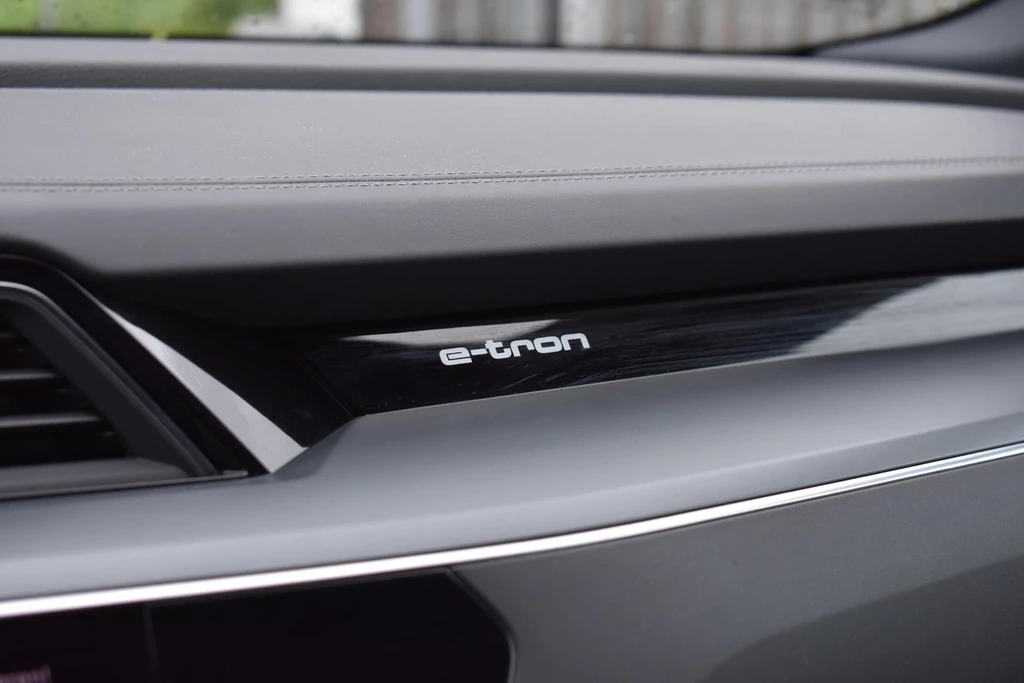 Audi e-tron – foto 35
