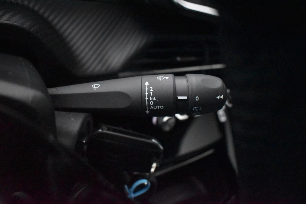 Peugeot 208 – foto 17