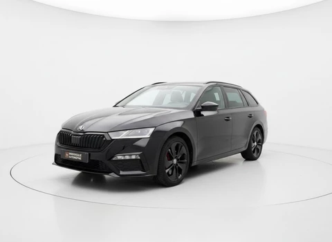 Škoda Octavia 2.0 TSI RS. CARPLAY, PANO, ADAPTIVE