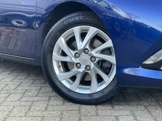Toyota Auris – thumbnail 18
