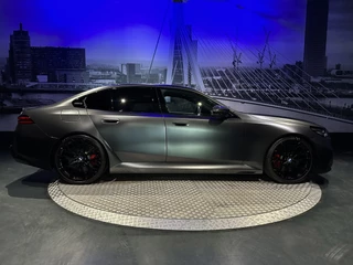 BMW M5 – thumbnail 12