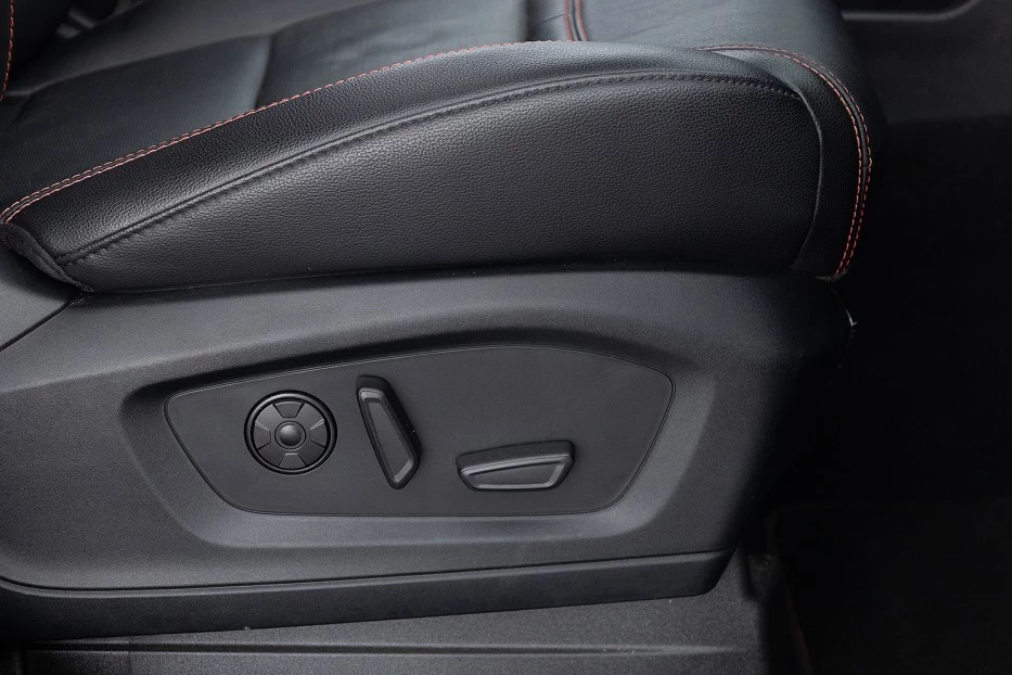 Ford Explorer – foto 15