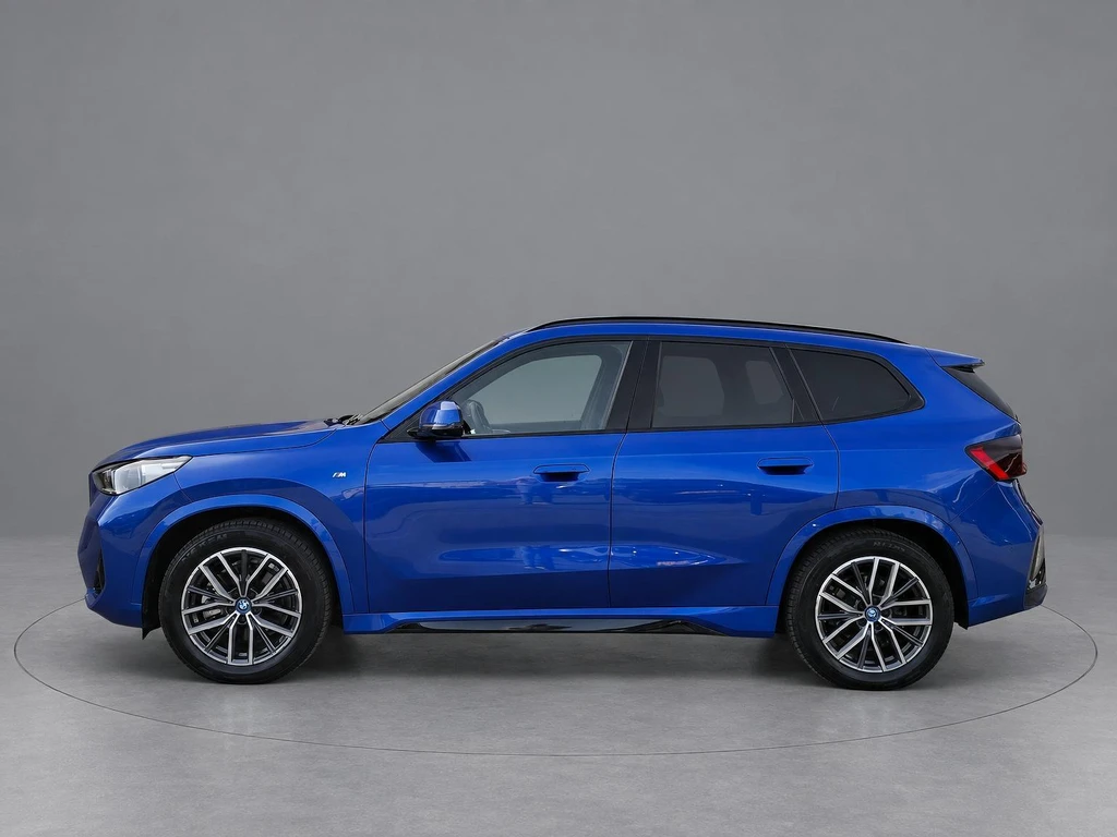 BMW iX1 – foto 2