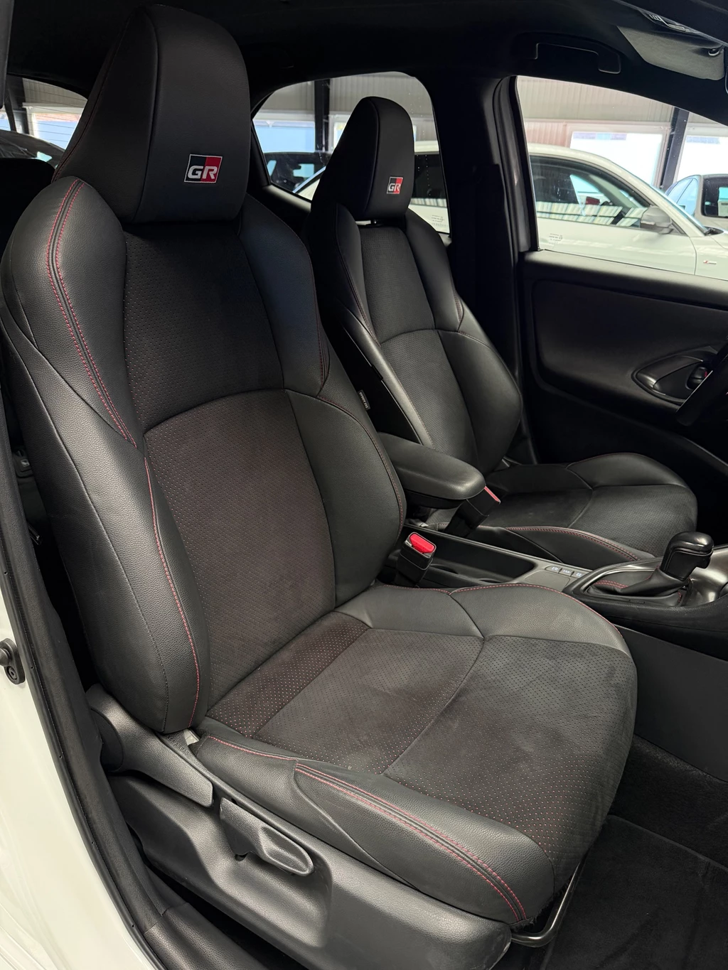 Toyota Yaris – foto 12