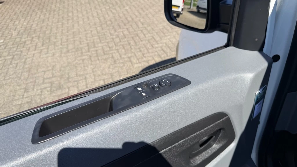 Opel Vivaro – foto 20