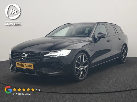 Volvo V60 T6 Recharge AWD R-Design PHEV 340pk Dealer O.H. | SOH 82,8% | Camera | Harman / Kardon | Lederen Sportstoelen Memory & Verwarmd | Stuur Verwarmd | Keyless | BLIS | Cruise Control | Apple Carplay | Navigatie | DAB | 20"L.M | Plug In Hybrid