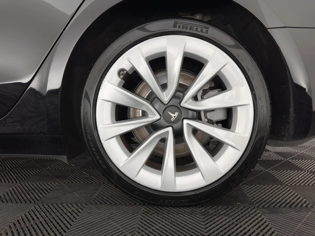 Tesla Model 3 – foto 30