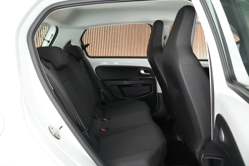 Volkswagen up! – foto 11