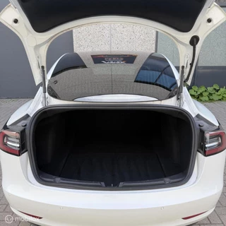 Tesla Model 3 – thumbnail 17