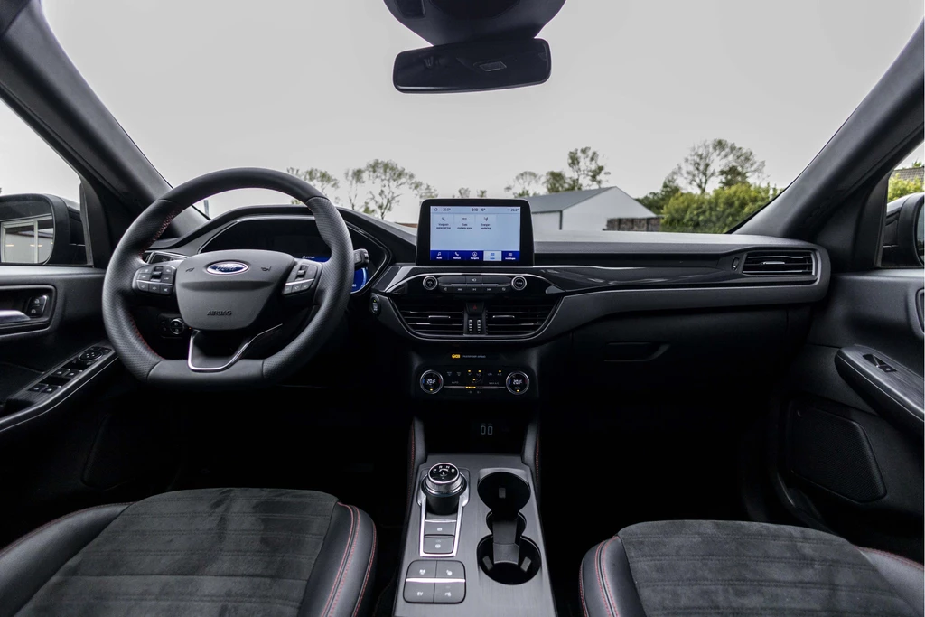 Ford Kuga – foto 29