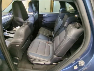 Ford Kuga – thumbnail 8
