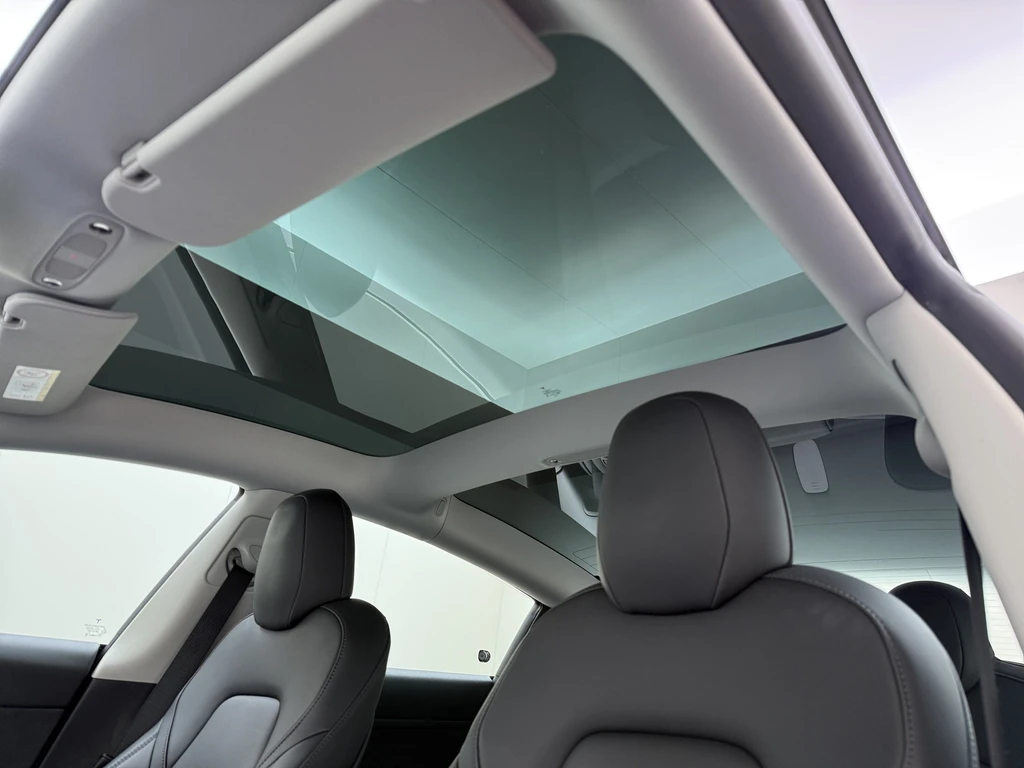 Tesla Model 3 – foto 13