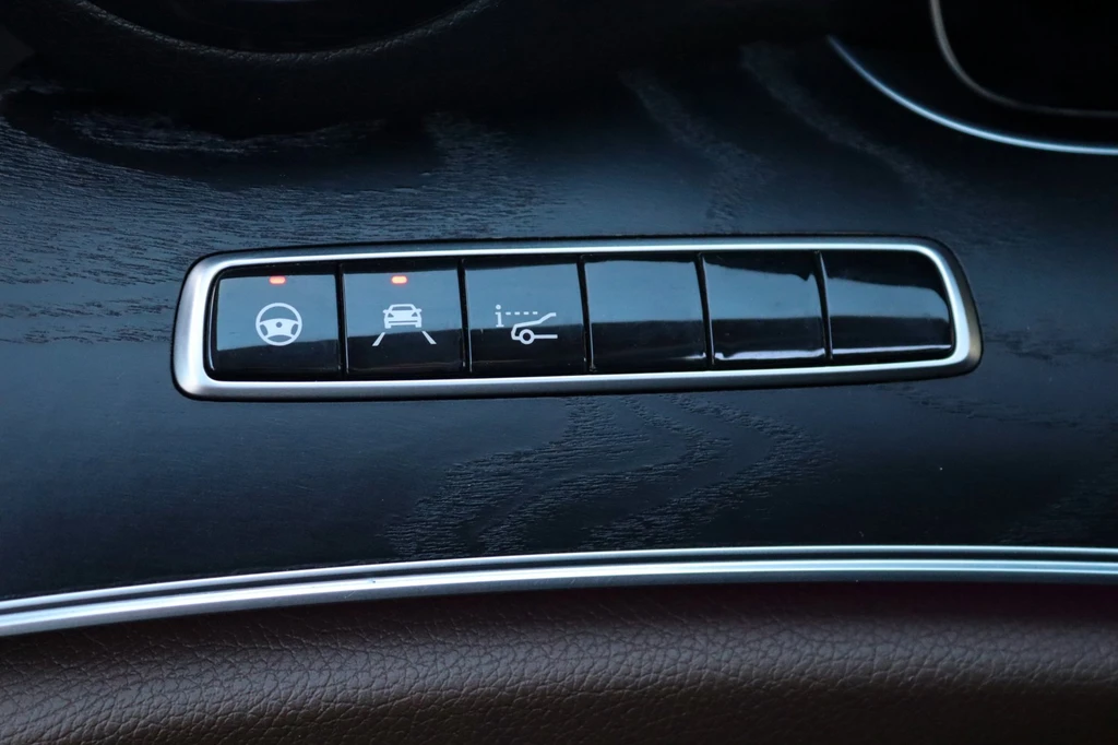 Mercedes-Benz E-Klasse – foto 24