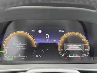 Toyota C-HR – thumbnail 33