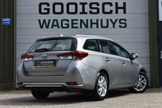 Toyota Auris – thumbnail 3
