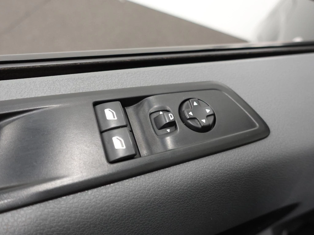 Opel Vivaro-e – foto 16