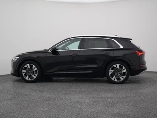 Audi e-tron – thumbnail 3