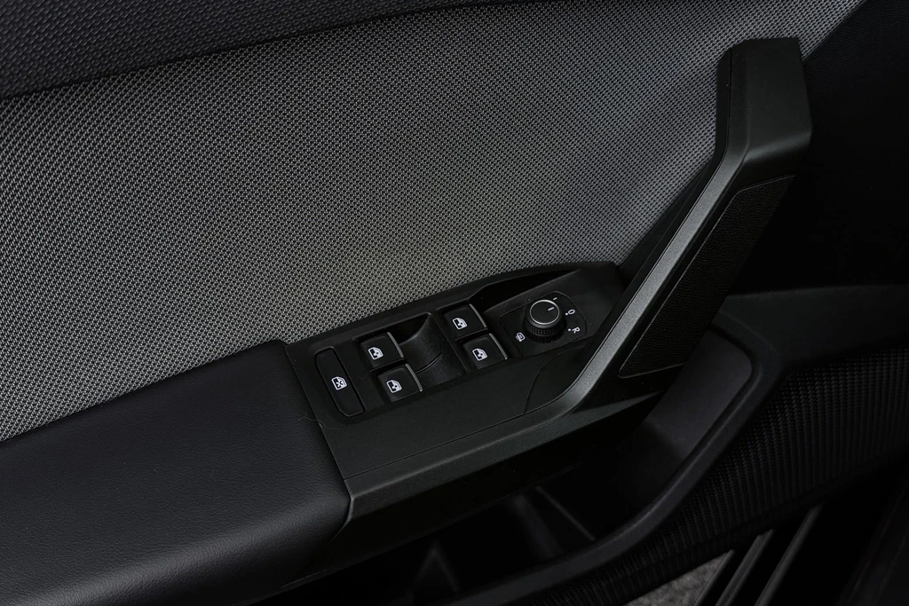 SEAT Leon – foto 38
