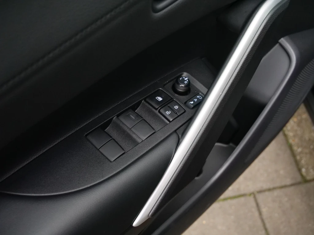 Toyota Corolla Cross – foto 23
