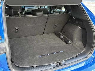 Ford Kuga – thumbnail 11