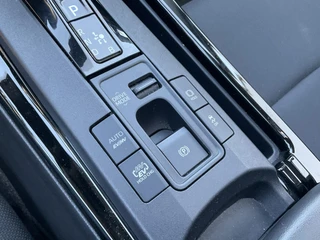 Toyota Prius – thumbnail 43