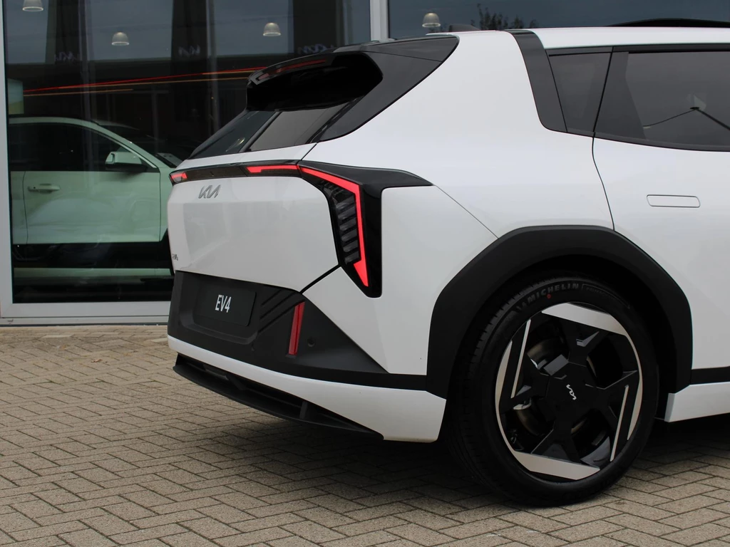 Kia EV4 – foto 26