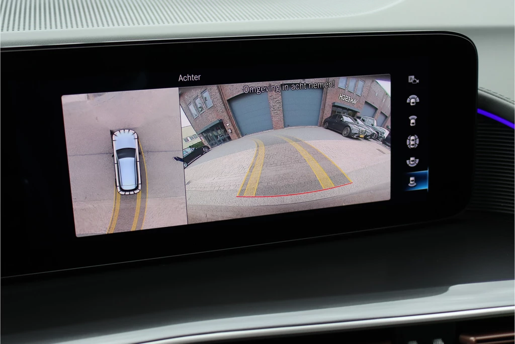 Mercedes-Benz EQC – foto 22