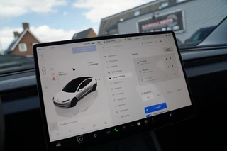 Tesla Model 3 – thumbnail 28