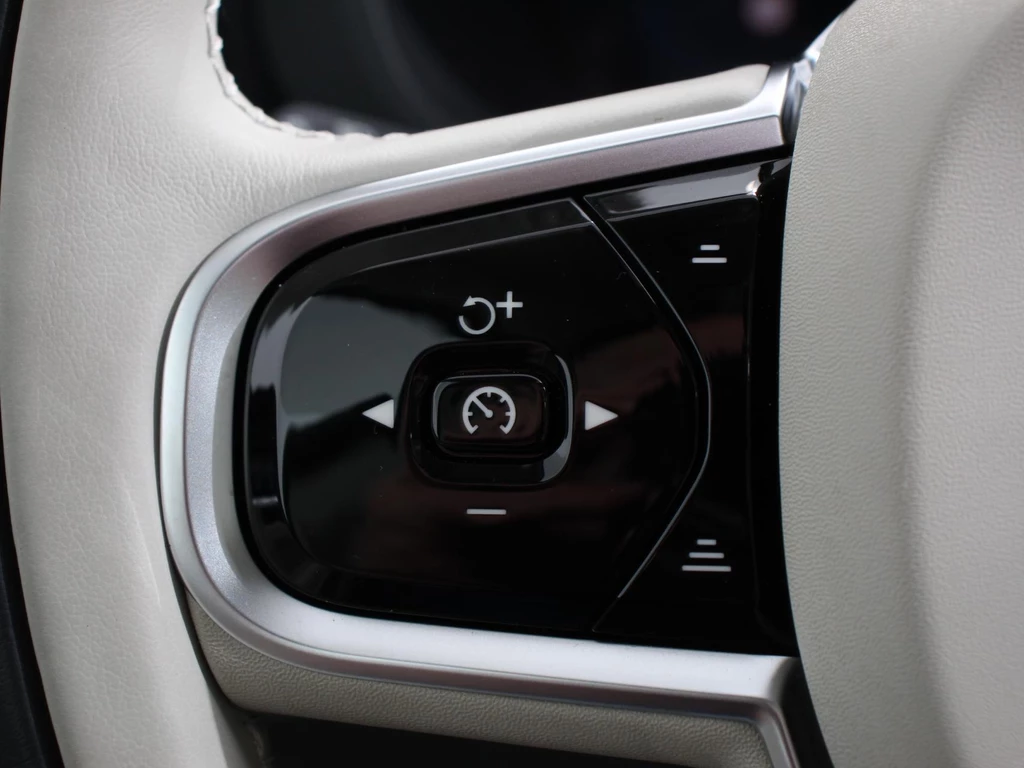 Volvo XC60 – foto 16