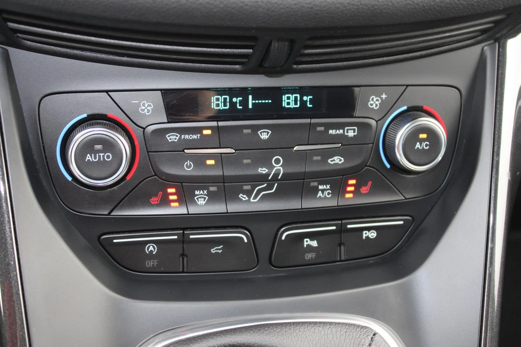Ford Kuga – foto 18