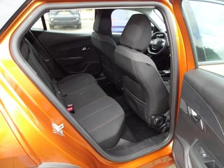 Peugeot 2008 – thumbnail 11