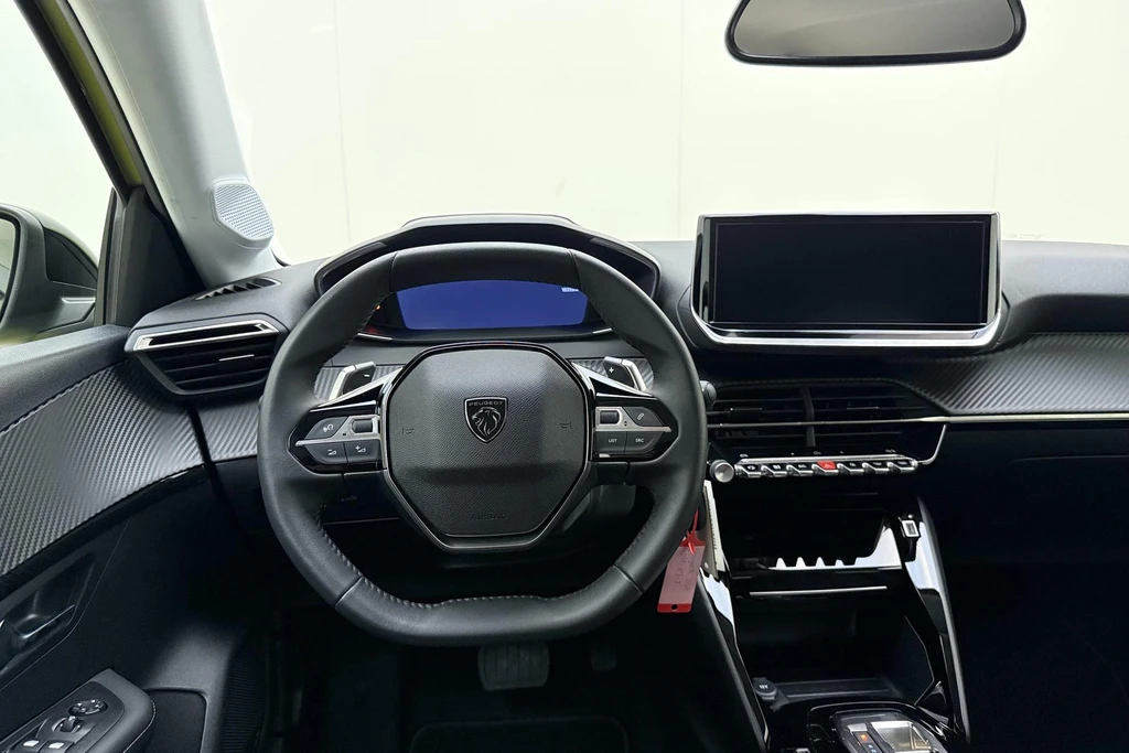 Peugeot 208 – foto 33