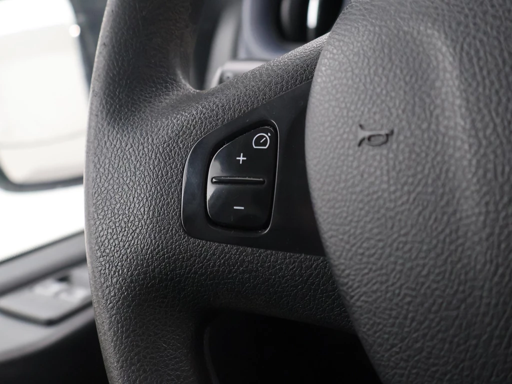 Opel Vivaro – foto 30