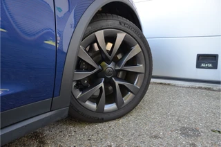 Tesla Model X – thumbnail 12